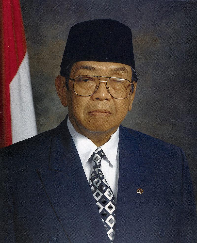 800px-President_Abdurrahman_Wahid_-_Indonesia.jpg