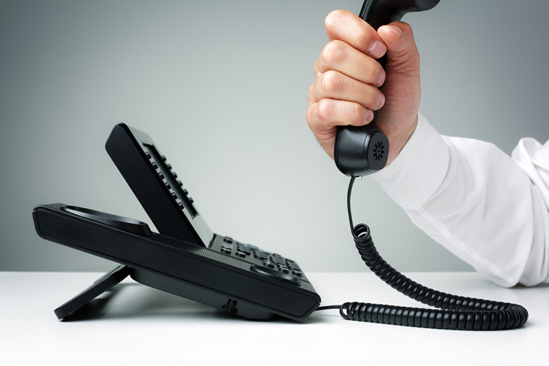 bigstock-businessman-on-business-landli-66698968-1170x780.jpg