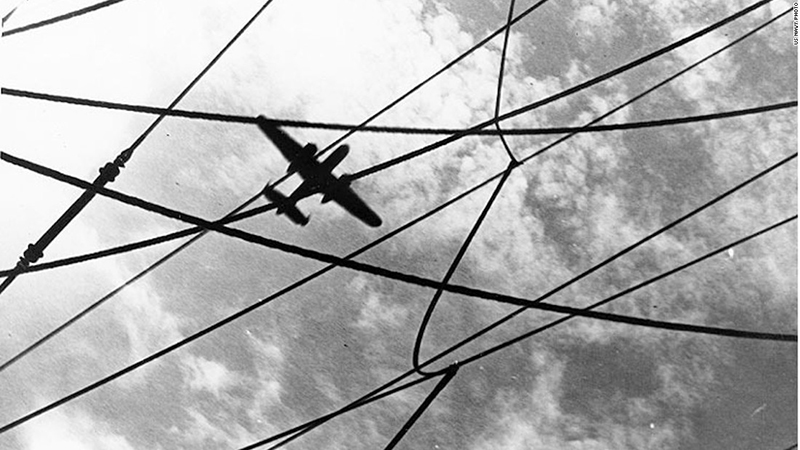 160927190915-doolittle-raid-b-25-flyover-uss-hornet-1942-super-169.jpg