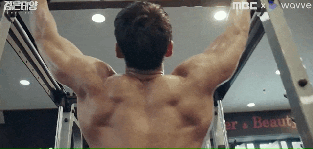 7233C620-ADDC-4F3B-913B-8012A6E8BDA0.gif