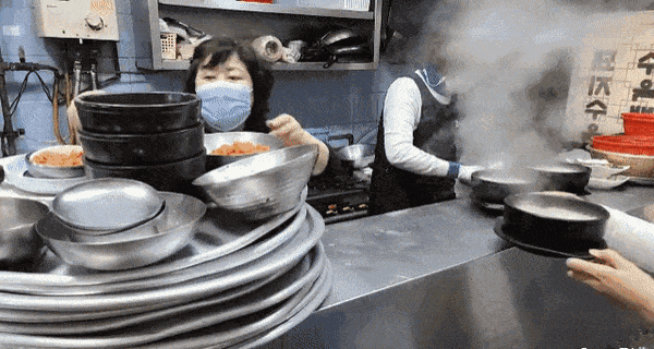 17810136d1248e2a4.gif
