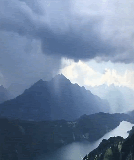 SmartSelect_20210613-232154_Instagram.gif