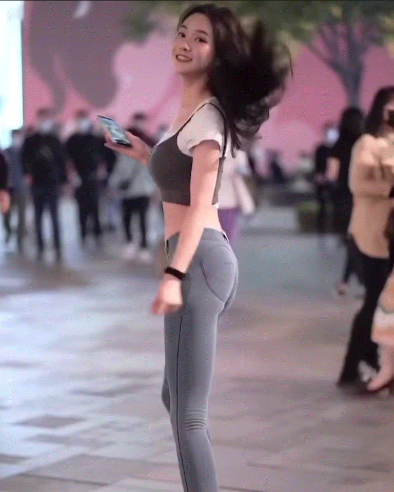 이름모를예쁜츠자2.gif