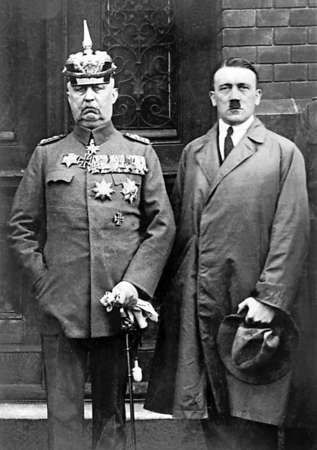 히틀러와 루덴도르프.jpg