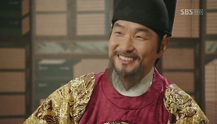 세종 웃음.jpg