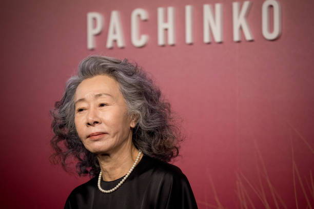 윤여정 파친코.jpg