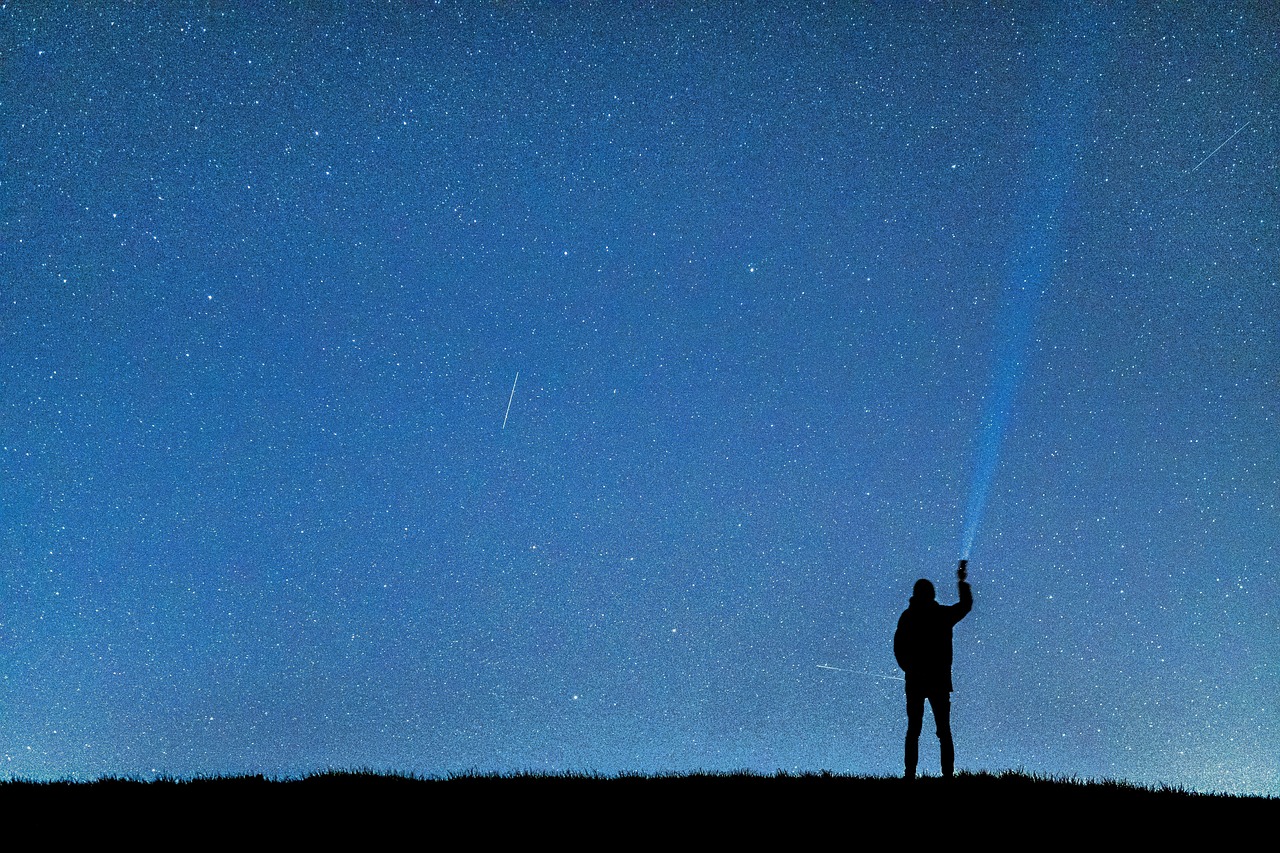felix-mittermeier-night-shot-2381229_1280.jpg