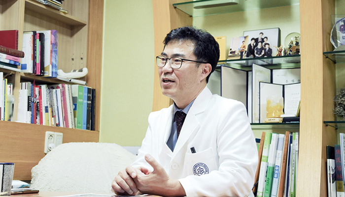 10김이항 약사.jpg