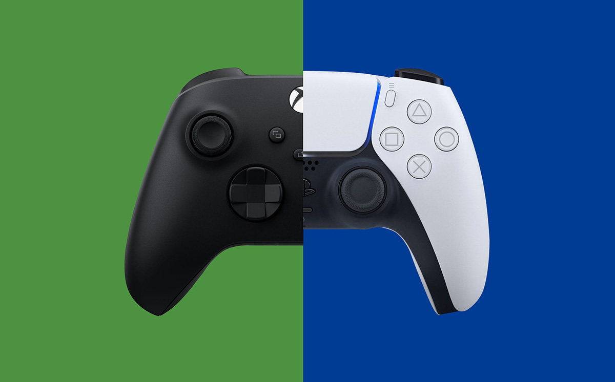 Xbox-Series-X-vs-PlayStation-5-Controller-dualsense-pad-Tabletowo.jpg