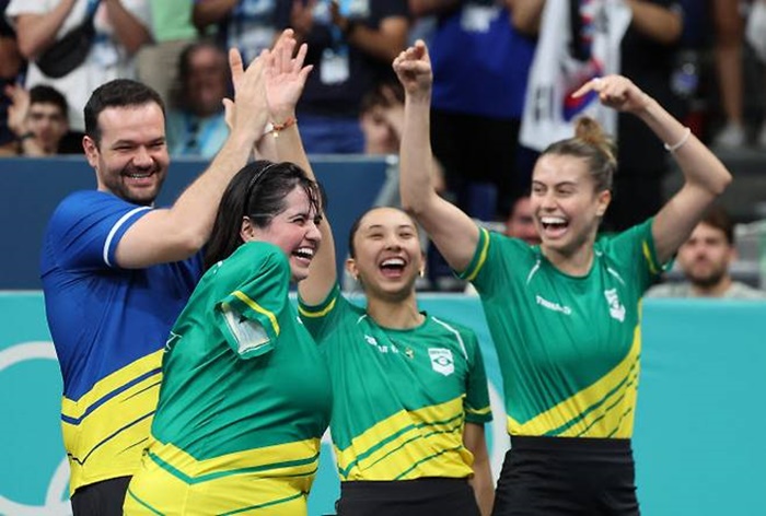 패배 환호 연합뉴스.jpg