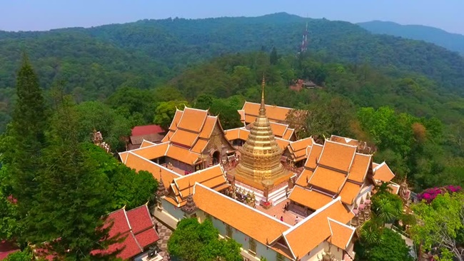 Wat Phrat That Doi Suthep.jpg