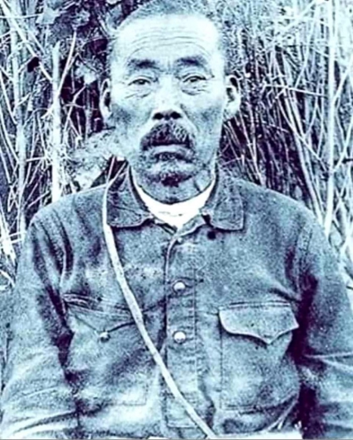 홍범도 장군 말년.jpg