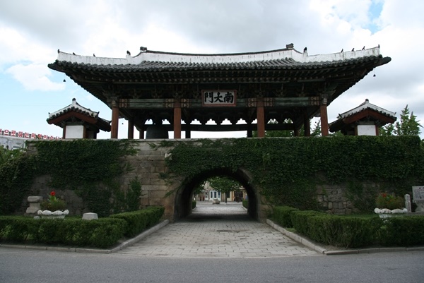 개성 남대문.jpeg