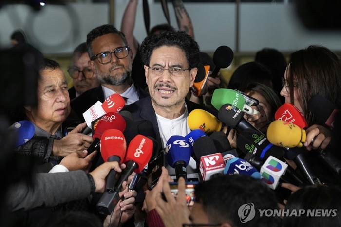 이반 세페다 의원.jpg