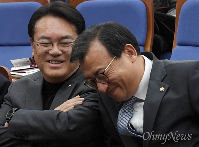 이정현 정진석.jpg