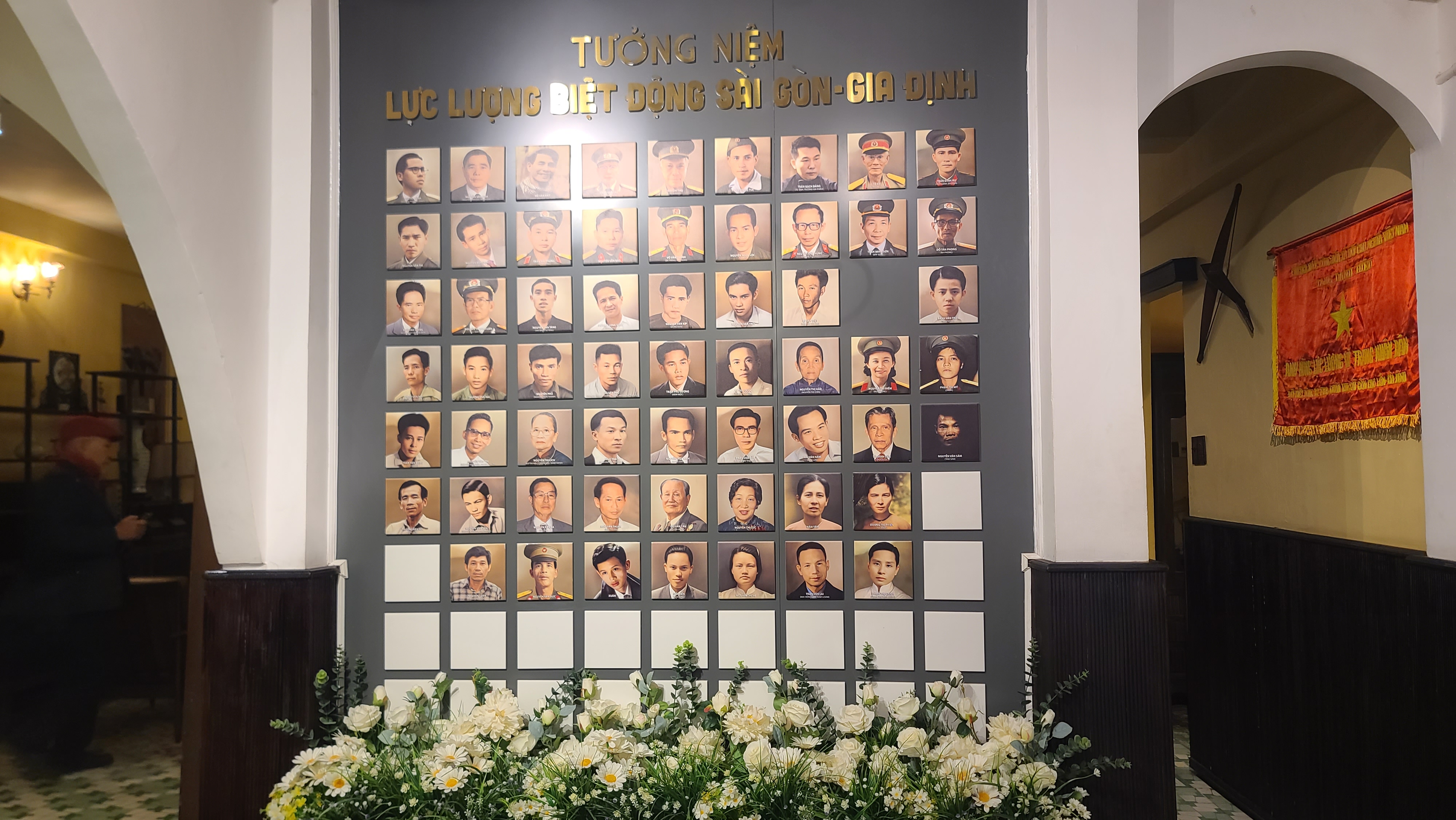 V9-전사한 대원들.jpg