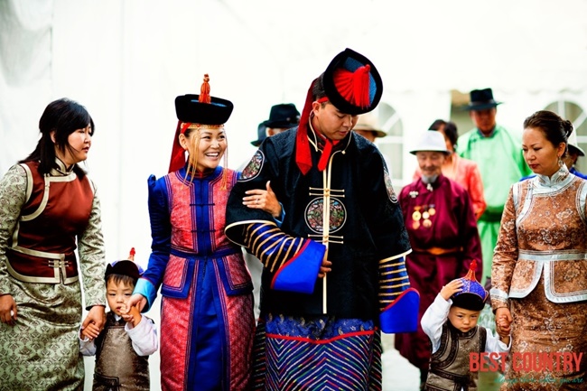 몽골 전통 결혼식.jpg