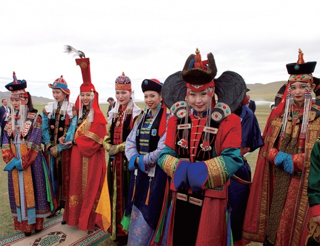 몽골 여성들.jpg