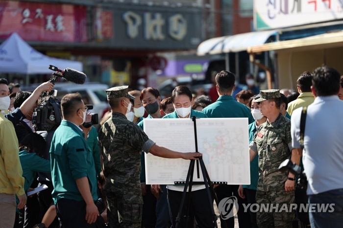 윤석열 브리핑.jpg