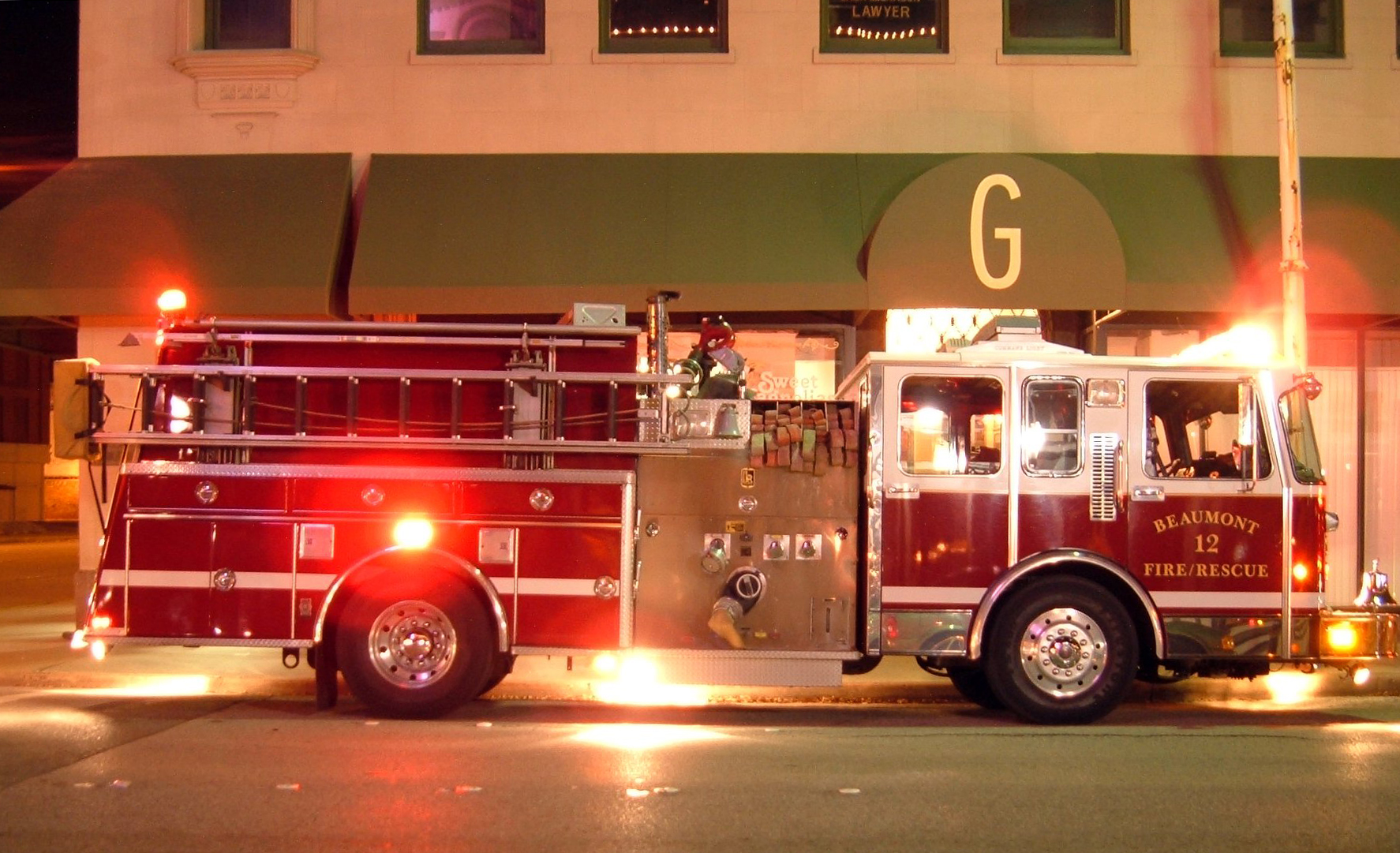 05264 fire truck.jpg
