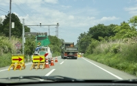 후쿠시마 제1원전 근처를 지나가다: 폐허, 제염 작업, 귀환곤란구역