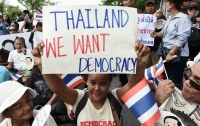 태국 민주화 운동을 이해하기 위한 기초교양 1: 국왕은 왜 쿠데타를 지지했는가