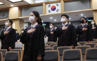 영국에는 없다 1 : 판사의 자격, 누가 부여할까