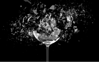 썰로 푸는 소리 이야기 1: 소프라노가 깬 와인잔이 문제다